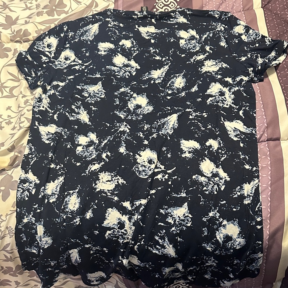 Ellen Tracy Blue and White Patterned Tunic - Picture 4 of 4